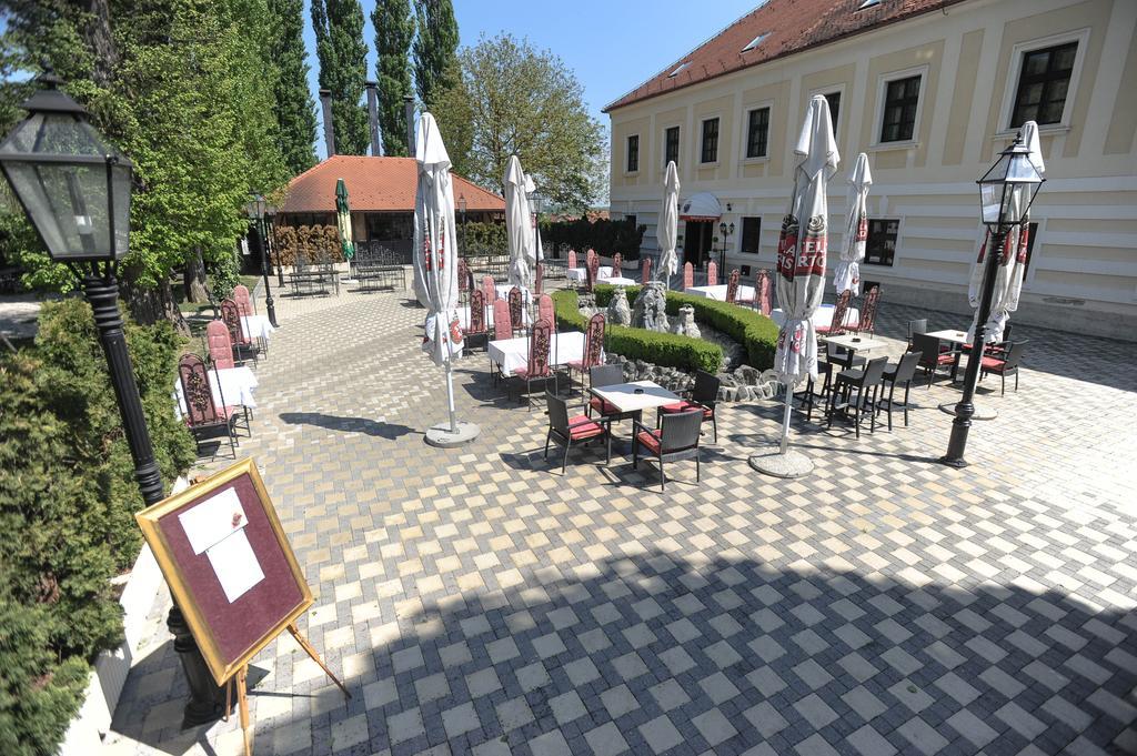Hotel Castle Gjalski Zabok Ngoại thất bức ảnh